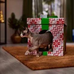 Frisco Holiday Gift Box Cardboard Cat House -Frisco Pet Hub 287291 PT4. AC SS1800 V1695045716