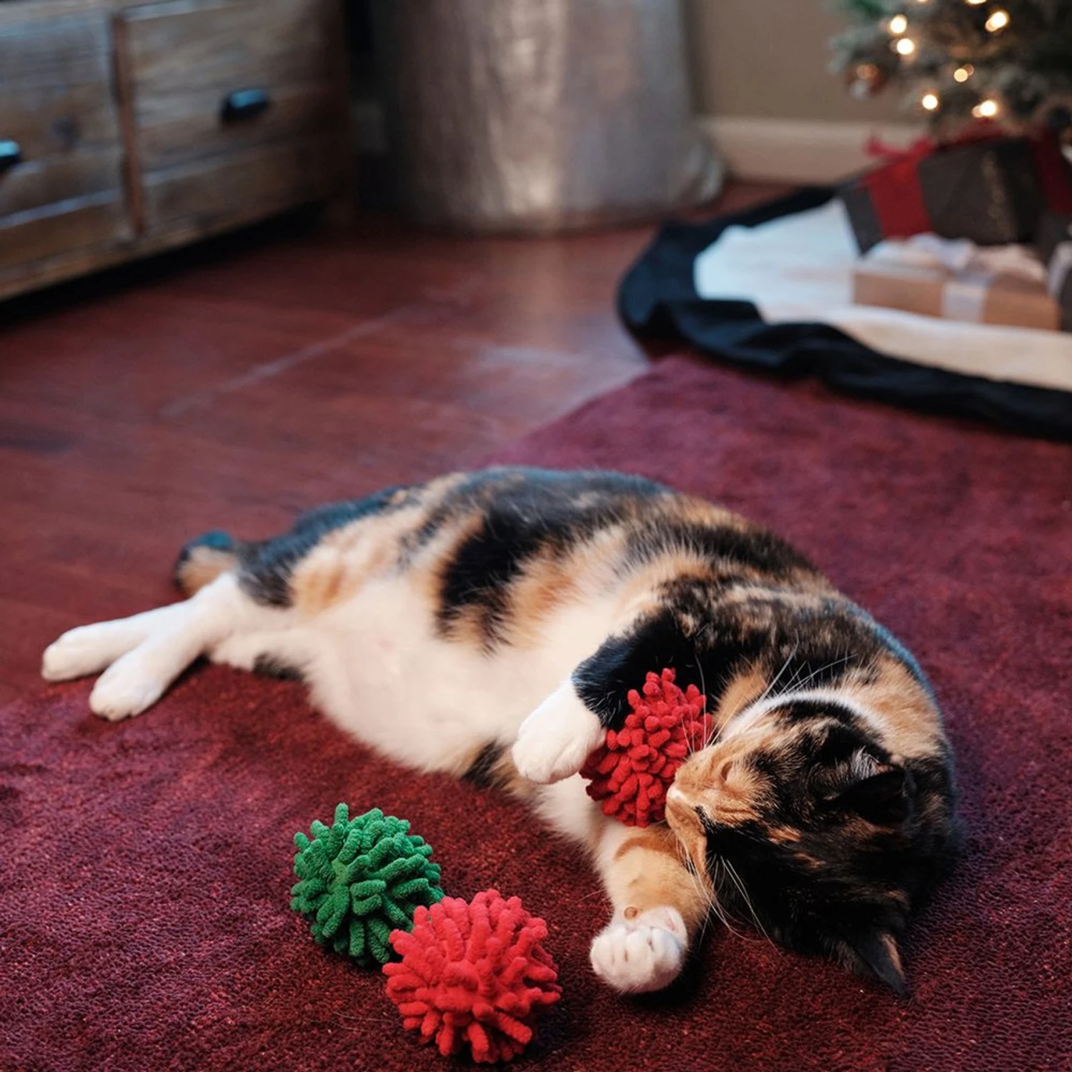 Frisco Holiday Moppy Ball Cat Toy with Catnip, 3 count & Frisco Holiday Mice Cat Toy with Catnip, 5 count Frisco Holiday Moppy Ball Cat Toy With Catnip, 3 Count & Frisco Holiday Mice Cat Toy With Catnip, 5 Count -Frisco Pet Hub 986150 PT4. AC SS1800 V1698258174